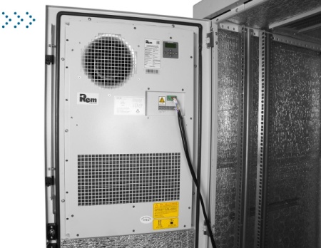 Шкаф уличный всепогодный напольный укомплектованный 18U (Ш700 × Г900), комплектация ТК-IP54