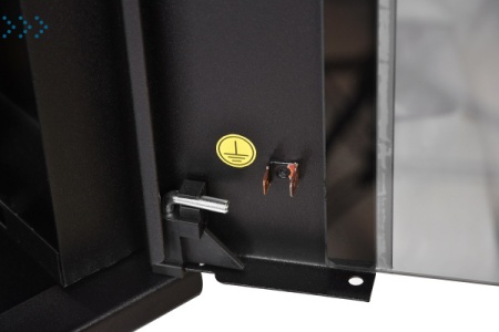 Шкаф телекоммуникационный настенный разборный 12U (600х520) дверь стекло, цвет черный